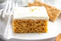 Graham Cracker Cake Recipe: Crunchy No-Bake Dessert Guide
