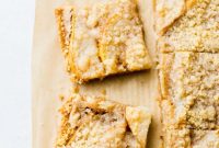 Irresistible Pear Crumble Bars Recipe with Buttery Oat Crust