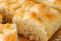 Small-Batch Focaccia Recipe for Crispy, Flavorful Loaves
