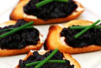 Blackberry Rhubarb Chutney and Goat Cheese Crostini Recipe