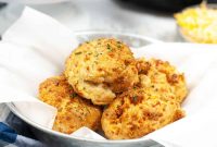 Air Fryer Copycat Red Lobster Cheddar Bay Biscuits