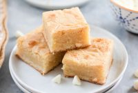 Fudgy White Chocolate Brownies Recipe for Gooey, Decadent Squares