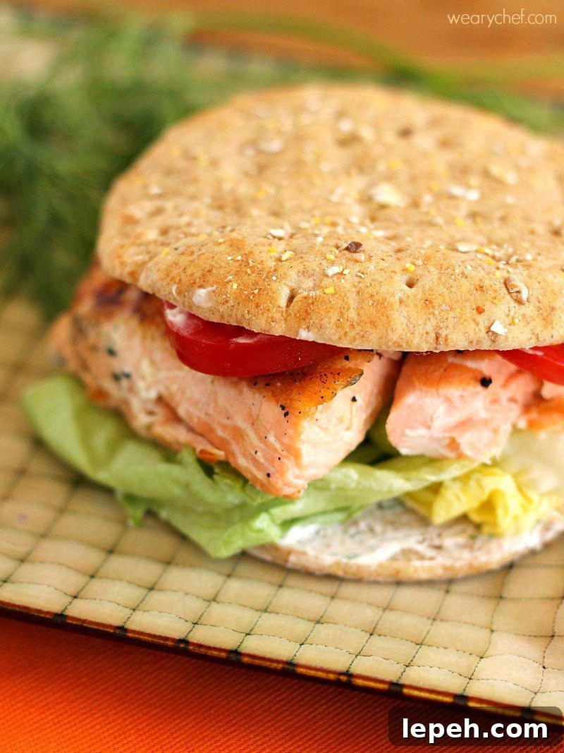 Salmon Sandwich with Spicy Dill Yogurt Sauce - A 20-minute meal just right for busy nights! - wearychef.com