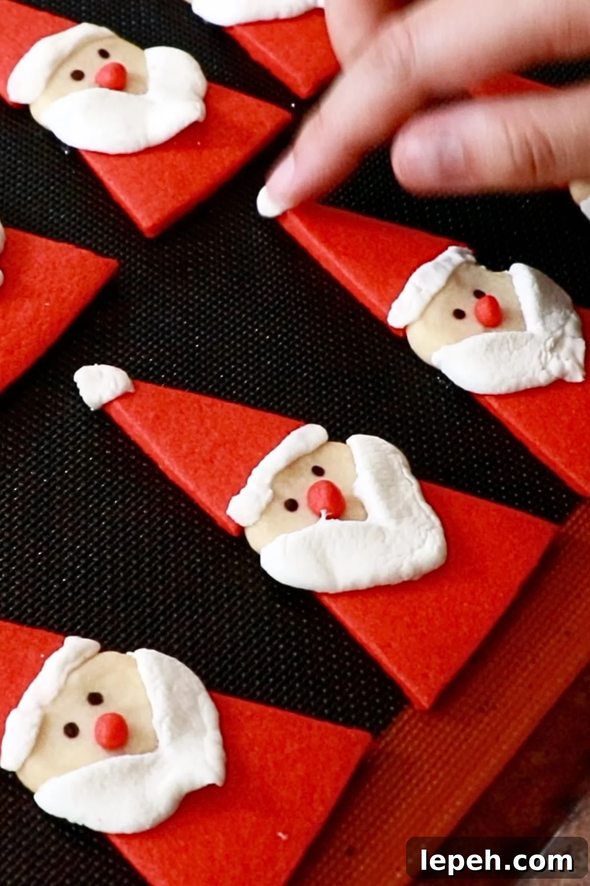 finished santa cookies