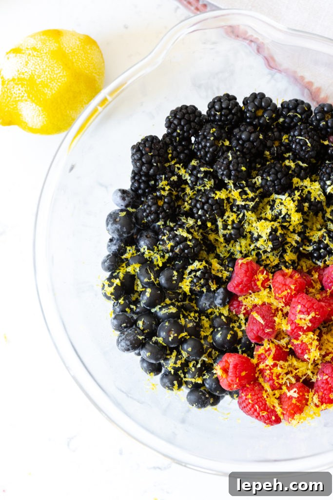 Mixed berry filling with lemon