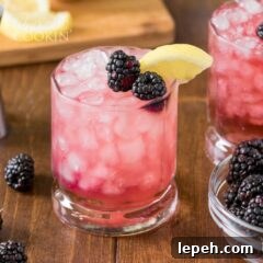 glass of a bramble drink
