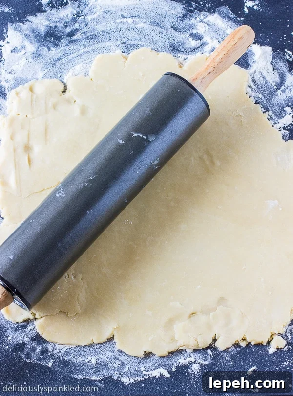 HOW TO MAKE PIE CRUST