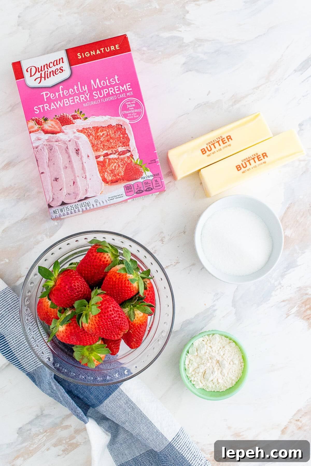 ingredients needed to make Strawberry Dump Cake