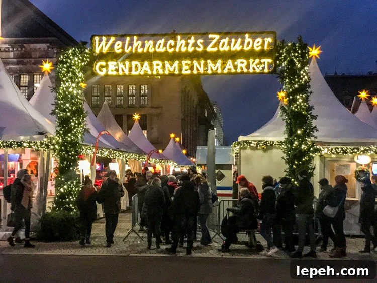 Gendarmenmarkt at night