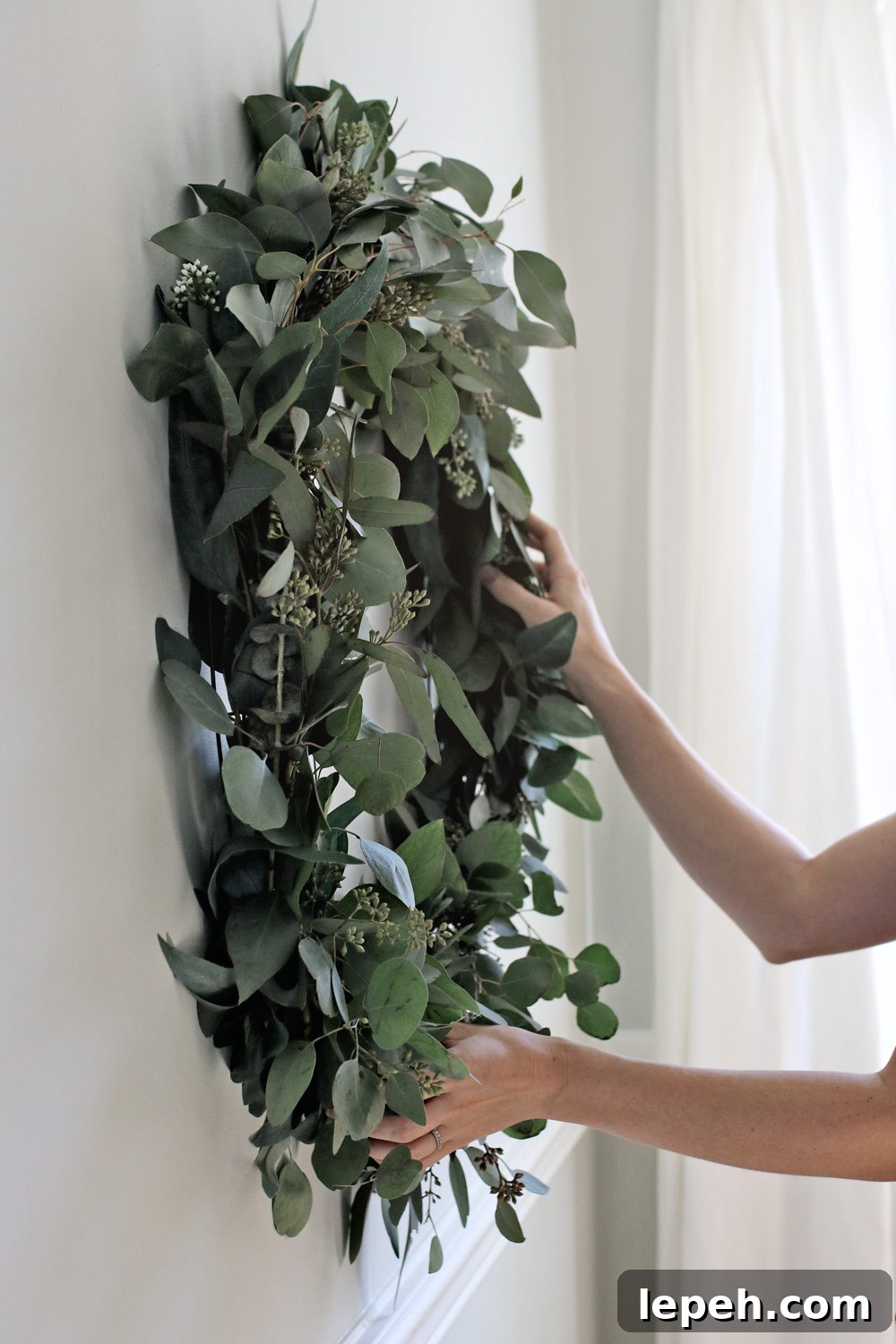 DIY Eucalyptus Wreath Tutorial